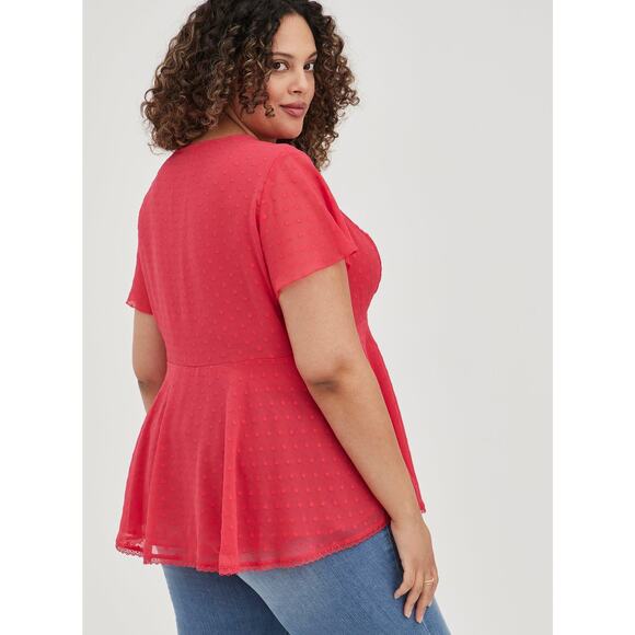Torrid Womens Blouse 2 2X 18 20 Viva Magenta Peplum Chiffon Clip Dot Lace Inset - Picture 3 of 9
